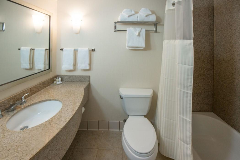 Bathroom 3, Hotel Vue, Ascend Hotel Collection, Adams