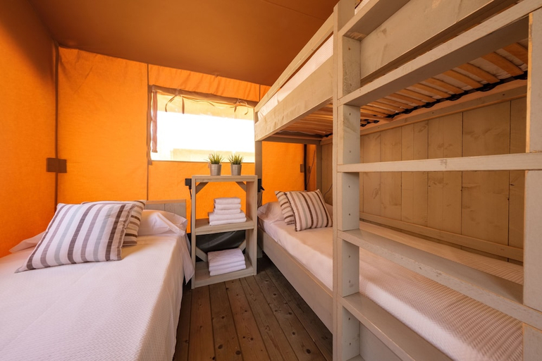 Bedroom 2, Camping Vendrell Platja, Tarragona