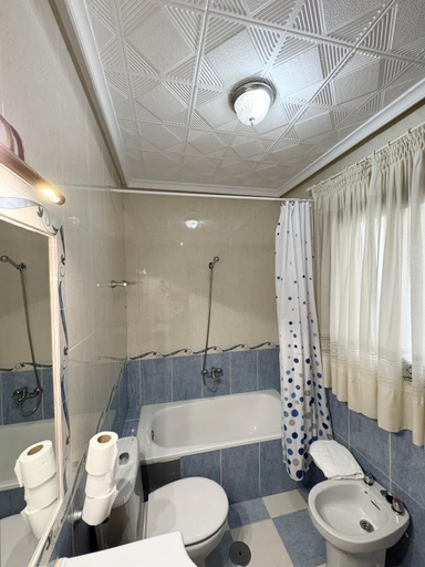 Bathroom, Hidalgo, Jaén