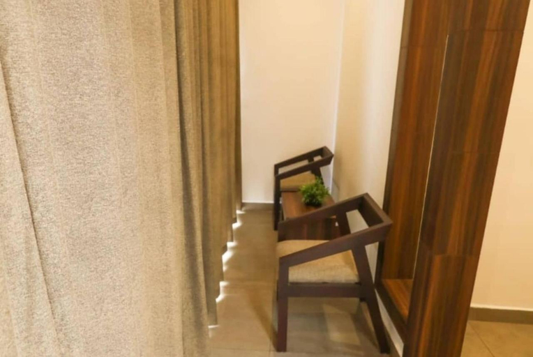 Others, Hotel CloudBay, Idukki