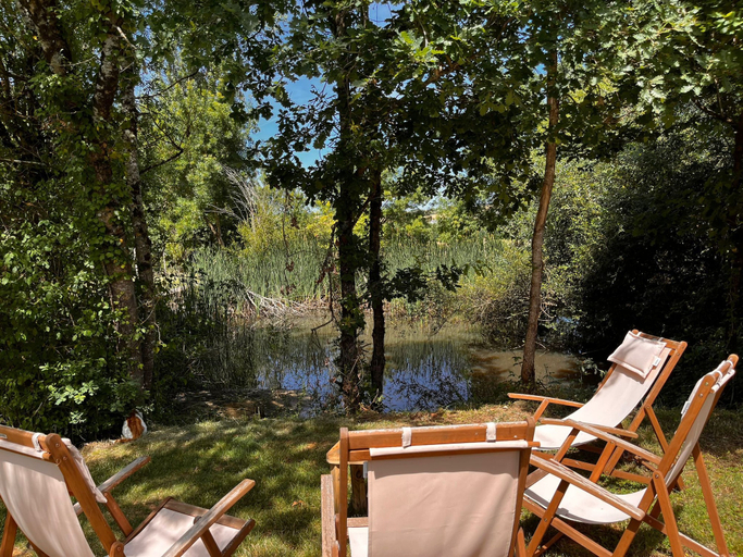 Others 4, Domaine de Pourrouquet juste pour vous, Gers