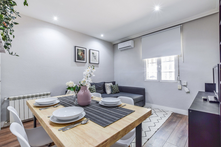 Others 4, Family Apartment, Heart of Madrid, Madrid