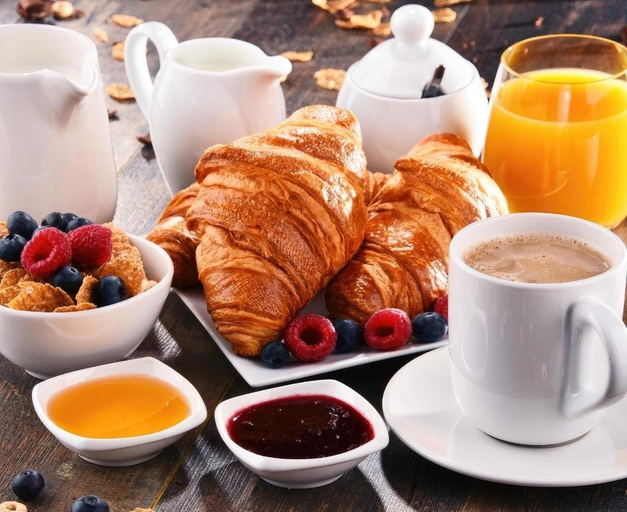 Food & Drinks, B&B IL TULIPANO free private parking, Como