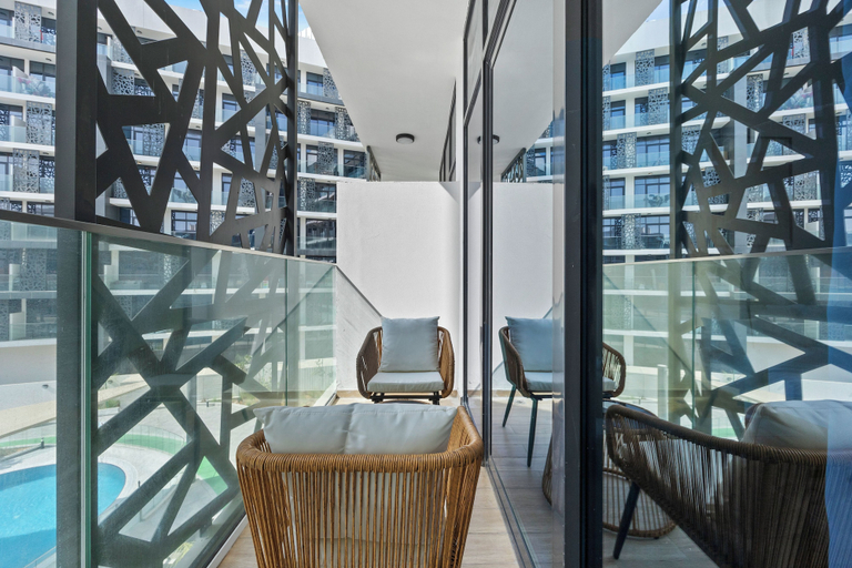 Others 4, Bloomfields Stunning STU The Gate Masdar, Abu Dhabi City