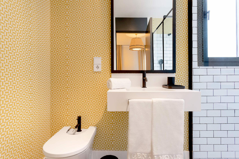 Bathroom 3, Luxury apartment near Torre del Oro. Betis XXVII, Sevilla