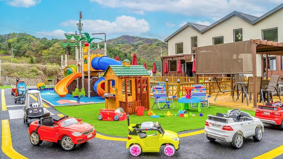Family & Kids 3, Gapyeong BB Kids Pool Villa, Gapyeong