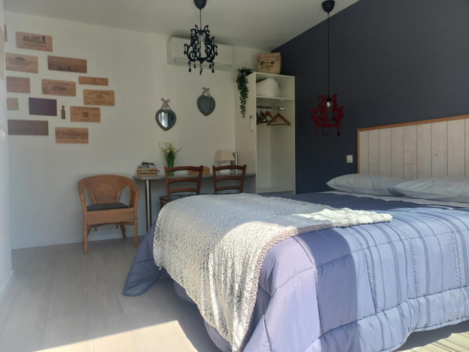 Bedroom, C La Belle Vie, Gironde