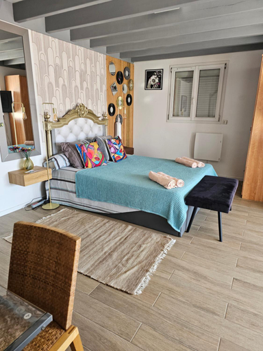 Bedroom 2, les 2 dauphins, Pyrénées-Orientales