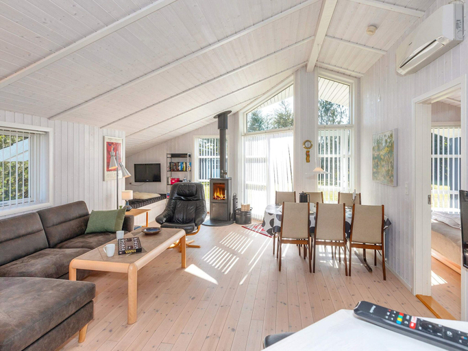 Others 5, 4 Star Holiday Home in Logstor, Vesthimmerland
