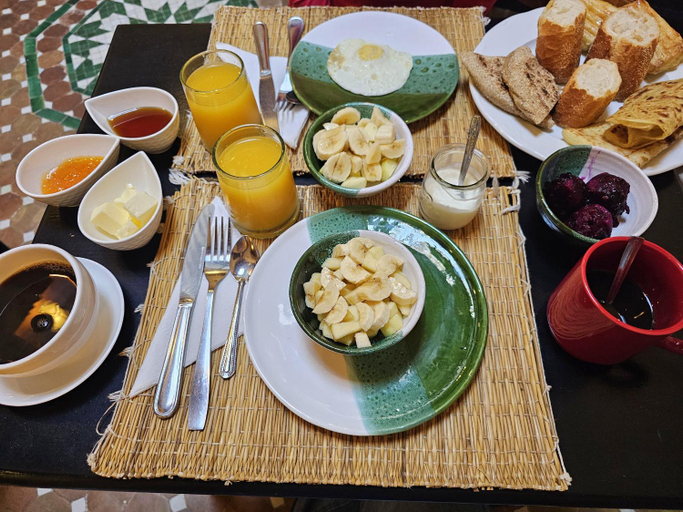 Food & Drinks, Riad l'Oasis - Chambre Luxe avec baignoire & acces terrasse - Petit-dejeuner inclus, Essaouira