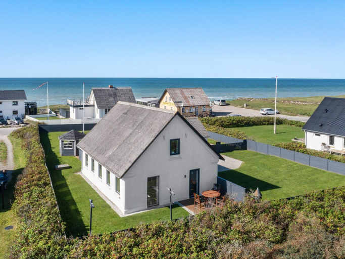 Others 4, 4 Star Holiday Home in Lokken, Hjørring