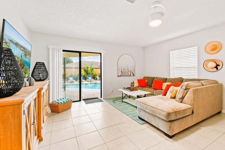 Others 3, Luxury Sleeps 12 Kings Pool 2 Hot Tubs, Palm Beach