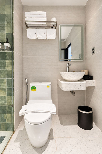 Bathroom 4, KOVA Hotel - Bui Vien Central, Ho Chi Minh City