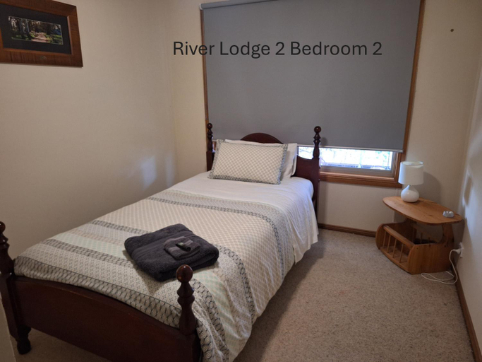 Bedroom 3, The Convent Boutique Accommodation plus Short Stay Holiday Homes, Hay