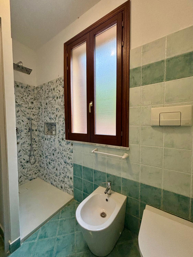 Bathroom 2, Casa Miraflores, Palermo