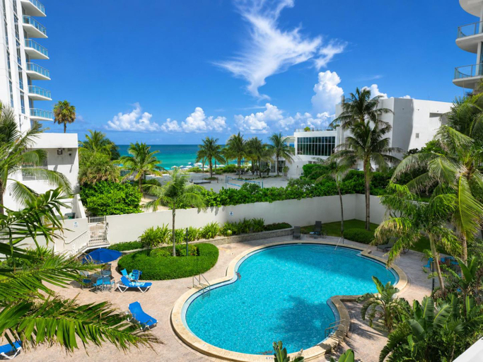 Sport & Beauty 2, Oceanfront Condo - Ocean Views, Pool, Gym Hollywood Beach, Broward