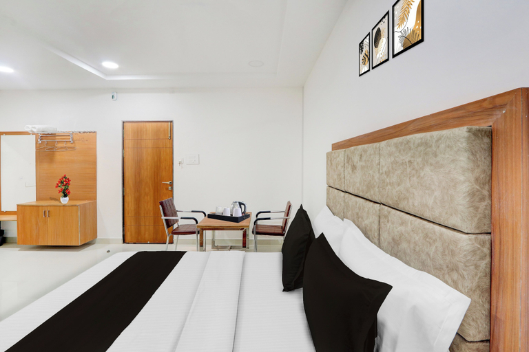 Others 4, Super Townhouse Rispana Formerly Nivasa, Dehradun