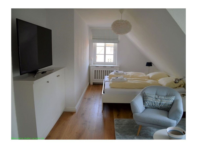 Others 2, Holiday Home in Borgsum With Terrace, Nordfriesland