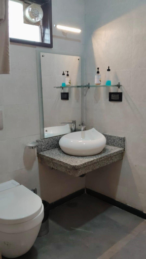 Bathroom 3, Hotel Sun Grand, Dehradun