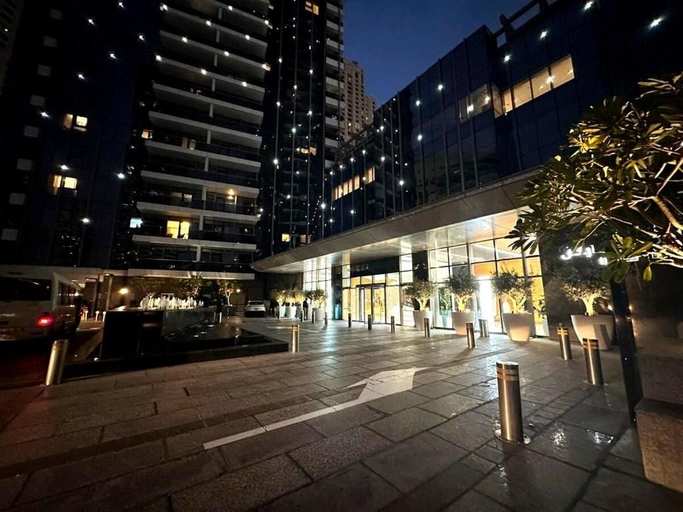 Exterior & Views 2, 1BR Sparkle Tower Dubai Marina, Dubai