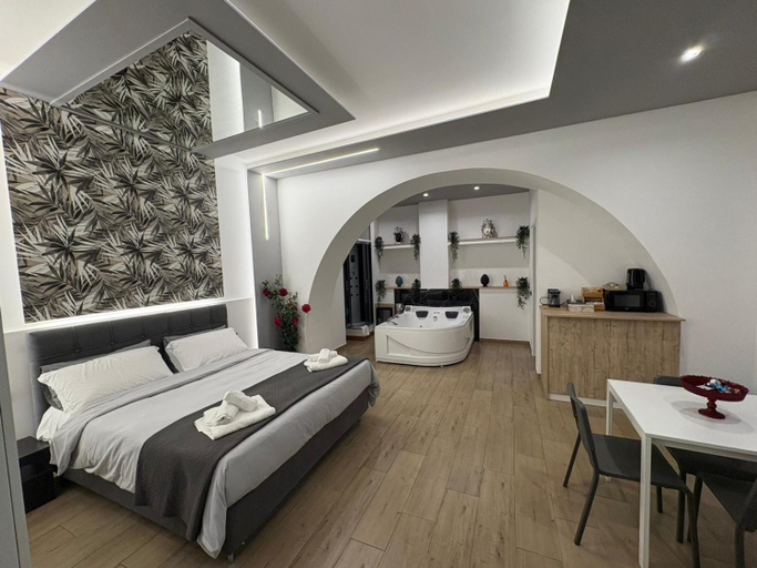 Bedroom 1, Catania Station Luxury Suite, Catania