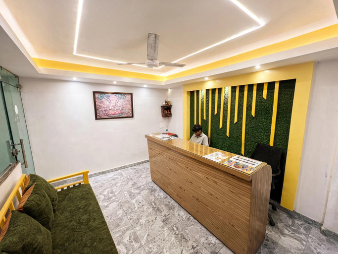 Public Area 2, Yellow Leaf, Tehri Garhwal