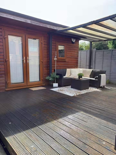 Others 5, Peaceful Cabin Retreat in Gillingham, Medway