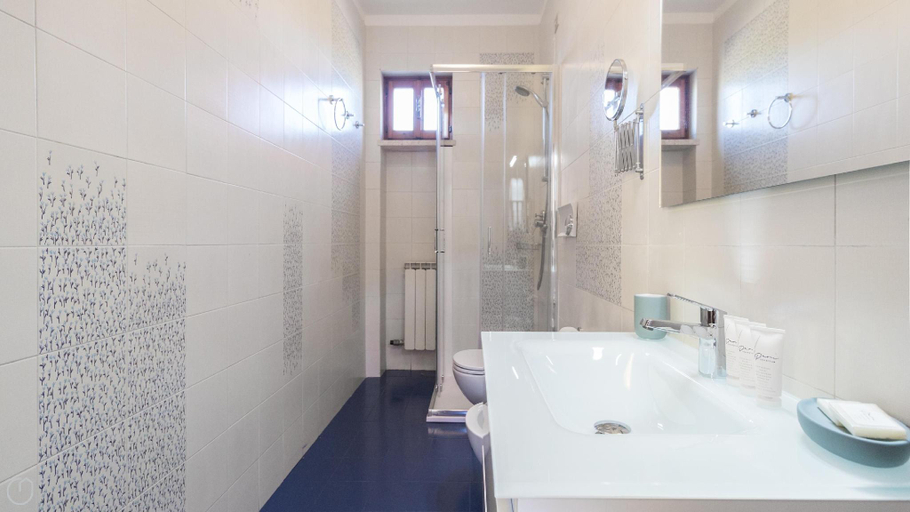 Others 5, Il Borgo Apartments B6 - SV-D600-BOVE3L1B, Savona