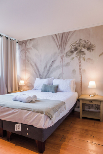 Others 4, Stunning Providencia Apt. with Pool, Santiago