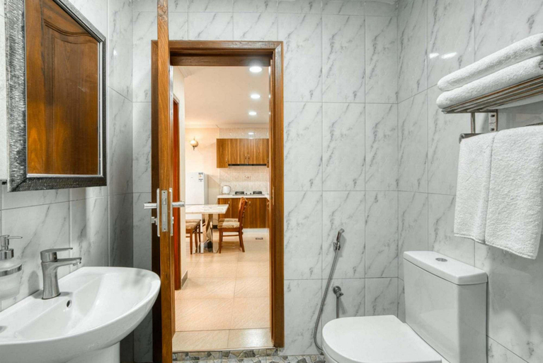 Bathroom 4, Kibo Palace Apartments - Arusha, Arusha Urban