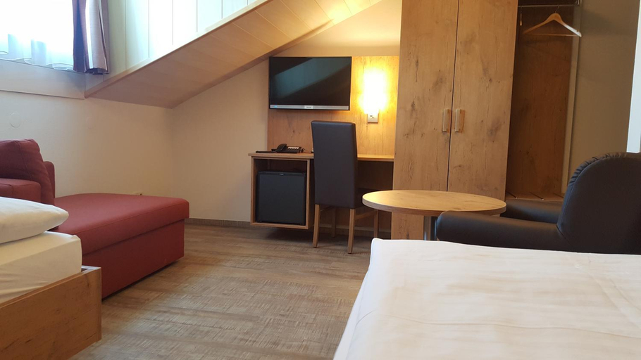Bedroom, Gasthof Gruber, Traunstein