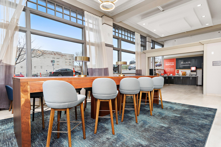 Food & Drinks 5, Hampton Inn Kansas City/Downtown Financial District, Kansas City