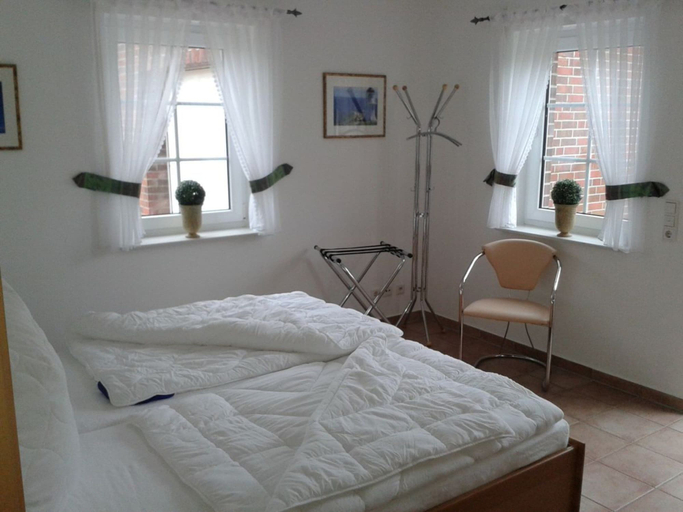 Others 3, Holiday Apartment With 1 Bedroom, Aurich