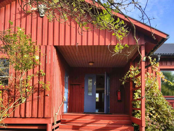 Others 3, 4 Star Holiday Home in Farosund, Gotland