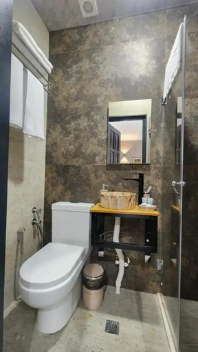 Bathroom, La Casa Old City Hotel, Baku