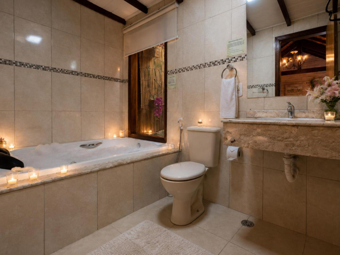 Bathroom, Pousada Charme da Montanha, Camanducaia