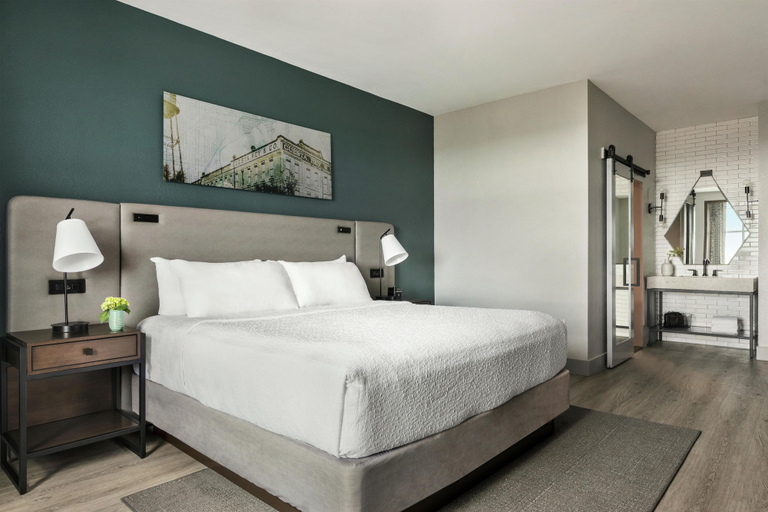 Bedroom 3, Hotel Alba, Tapestry Collection by Hilton, Hillsborough