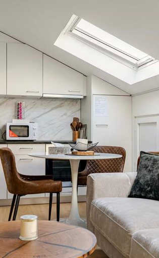 Others 5, Appartement Wonder 2 au centre de Couvet, Val-de-Travers