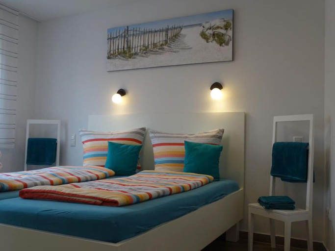 Others 2, Holiday Apartment With 2 Bedrooms, Aurich