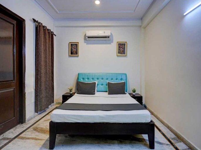 Others 3, Deluxe Sangam Vihar, Ghaziabad