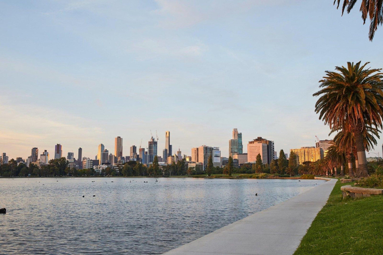 Others 5, High-rise 2-bed Apartment Near Southbank, Melbourne