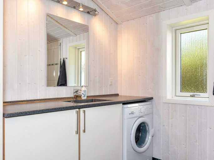 Bathroom 3, 4 Star Holiday Home in Logstor, Vesthimmerland