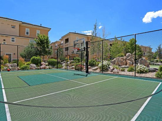 Others 5, Modern 1BR Reno Retreat · Outdoor Season & Views, Washoe
