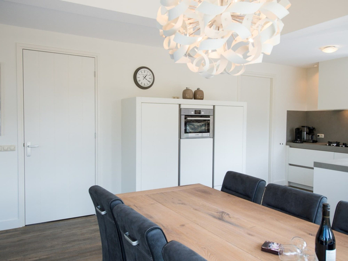 Others 3, Luxury Holiday Home on Ameland for 8, Ameland