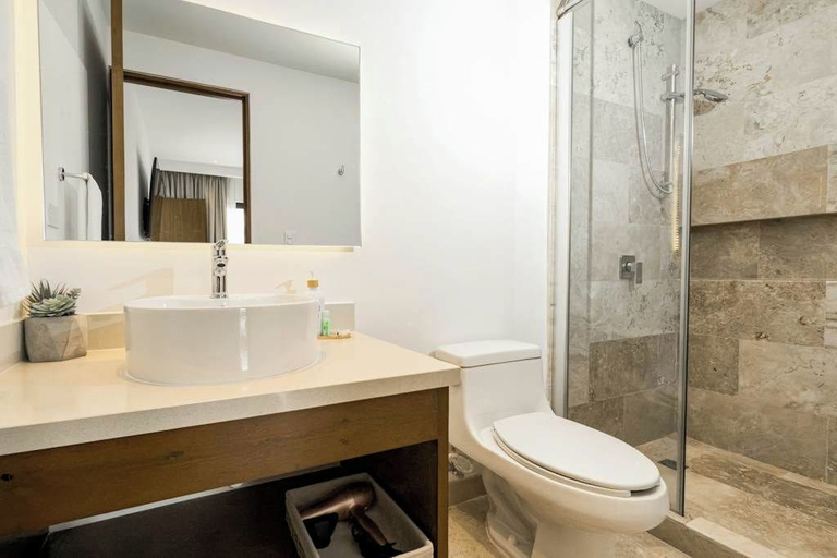 Others 5, Luxury Condo: Rooftop Pool, Jacuzzi & Game Room, Cozumel