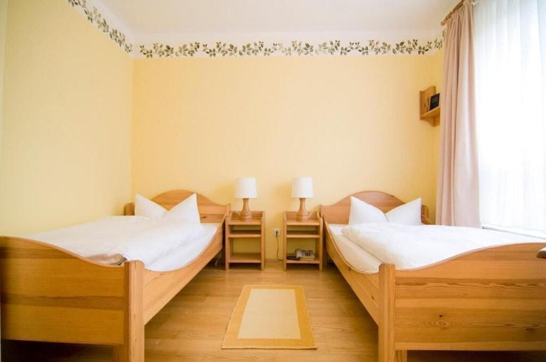 Bedroom 4, Hotel Haus Linden, Vorpommern-Rügen
