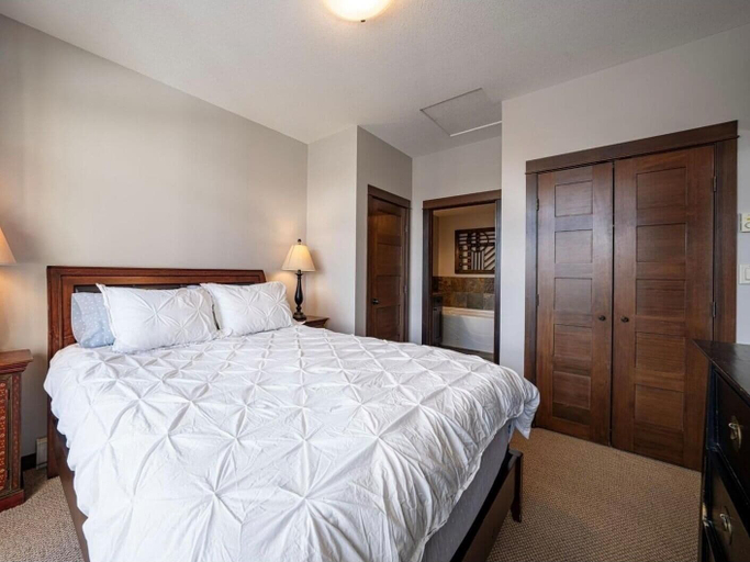 Others 2, Stones Throw #17 2 Bedroom Condo, Thompson-Nicola