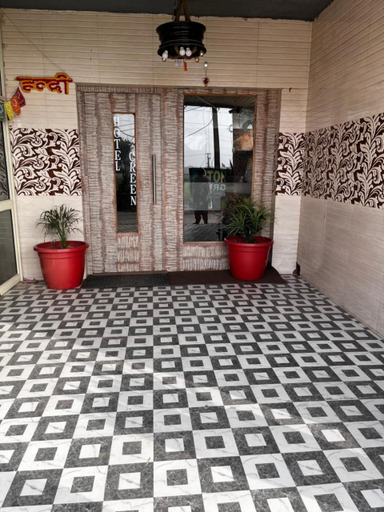 Others 5, Hotel Green, Sahibzada Ajit Singh Nagar