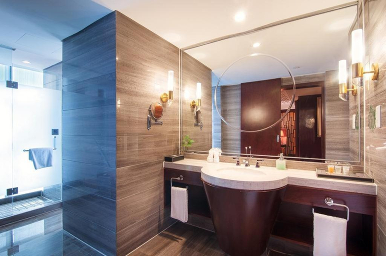 Bathroom 5, Maison New Century Hotel Wuyuan Haiyan, Jiaxing