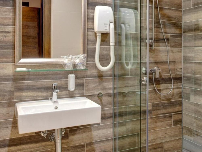 Bathroom 4, Garni Hotel Zavicaj, Belgrade